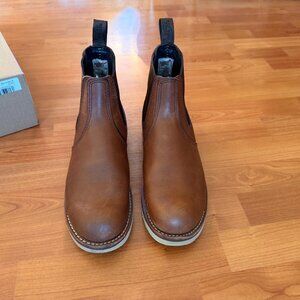Red Wing Classic Chelsea - Size 9.5EE - Amber Harness (#3190)